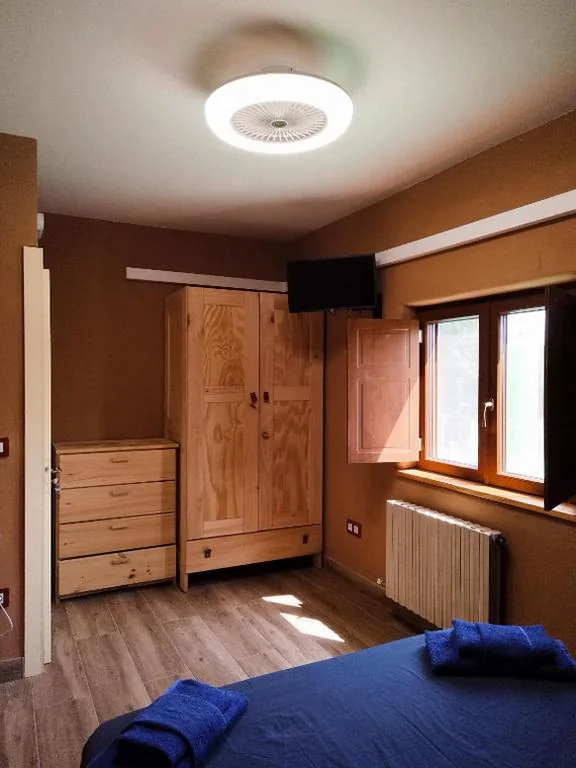 Habitación Doble Estándar con baño compartido — La Calma de Pàmies