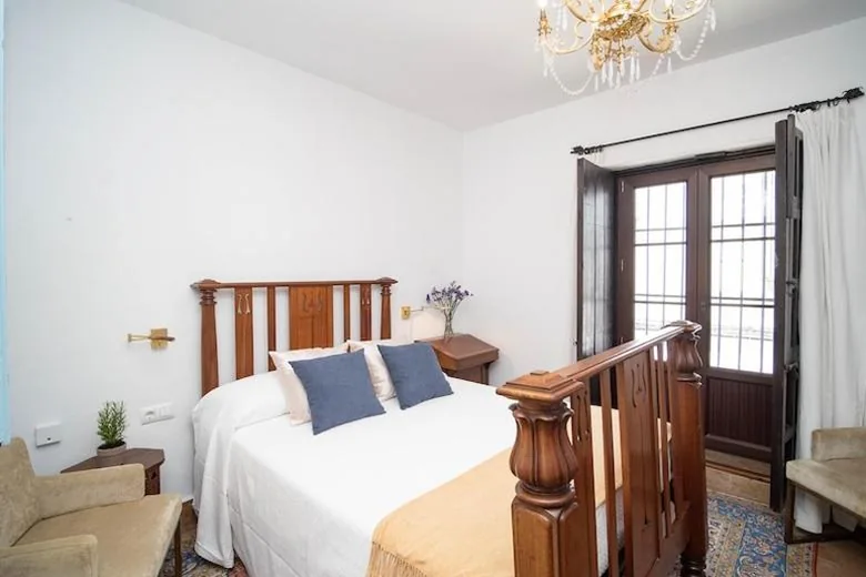 Superior Double Room — La Casa 1832 Boutique
