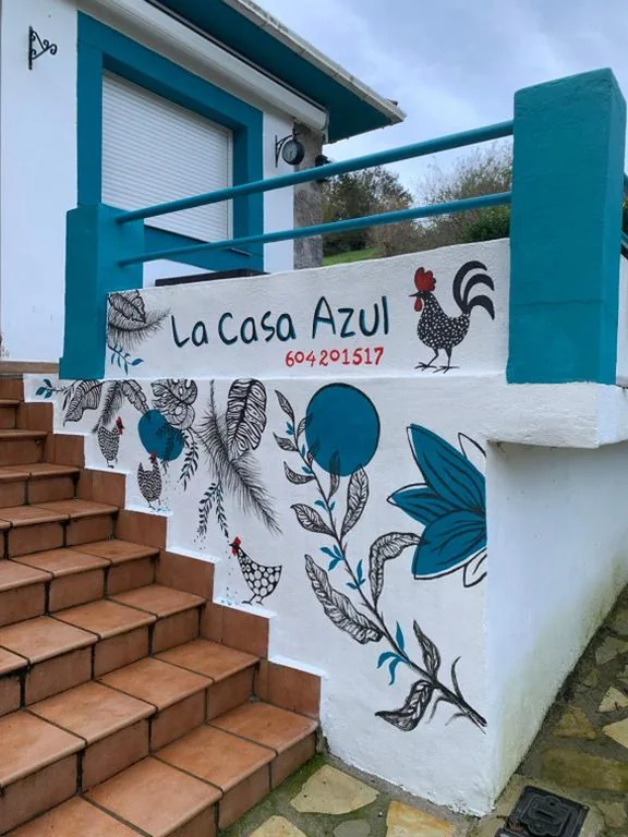 Casa de 4 dormitorios — LA CASA AZUL, un oasis de calma, vistas impresionantes con PISCINA ABIERTA HASTA 5 oct