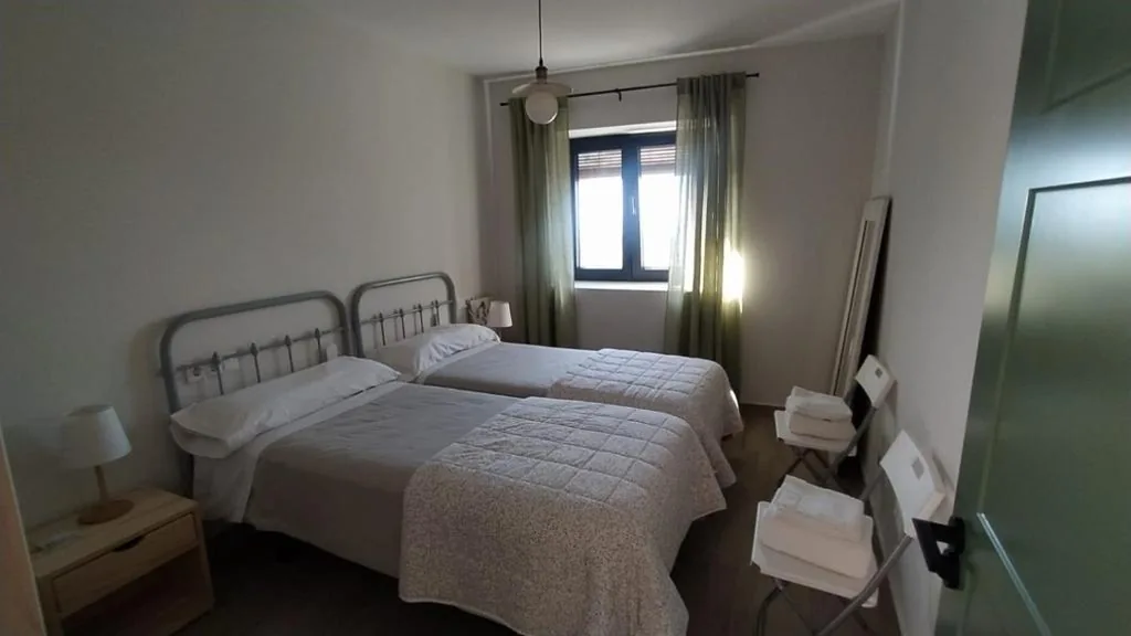 La Casa de Abajo