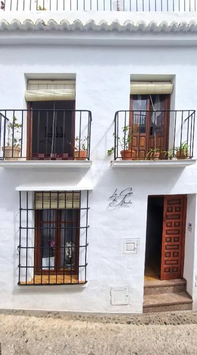 LA CASA DE ABUELA Habitaciones con baño compartido en el casco histórico de Frigiliana "sólo adultos" — foto 3