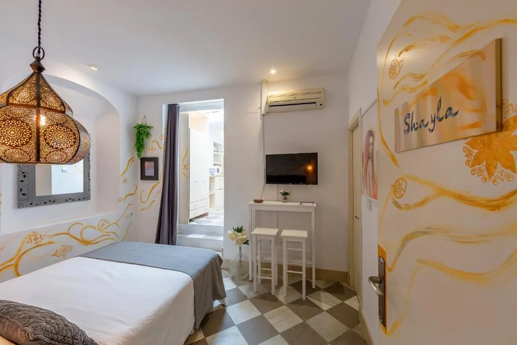Suite Interna — La Casa de la Favorita