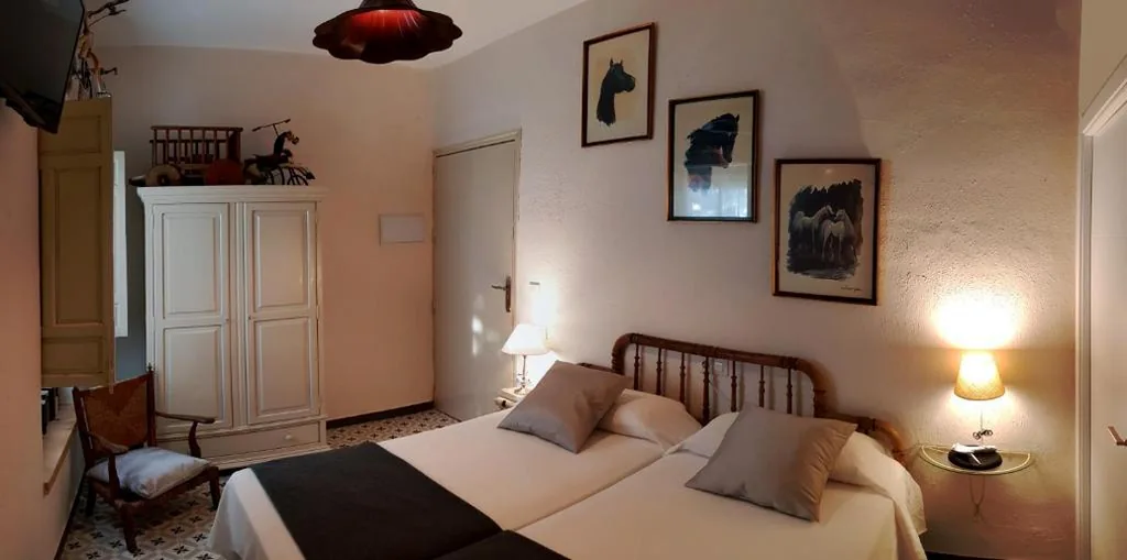 Habitación Doble - 1 o 2 camas — La Casa De Las Bicicletas