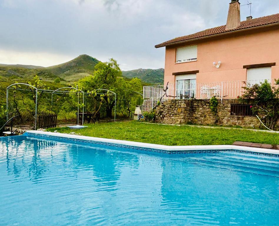 La casa de Serafín y Manoli