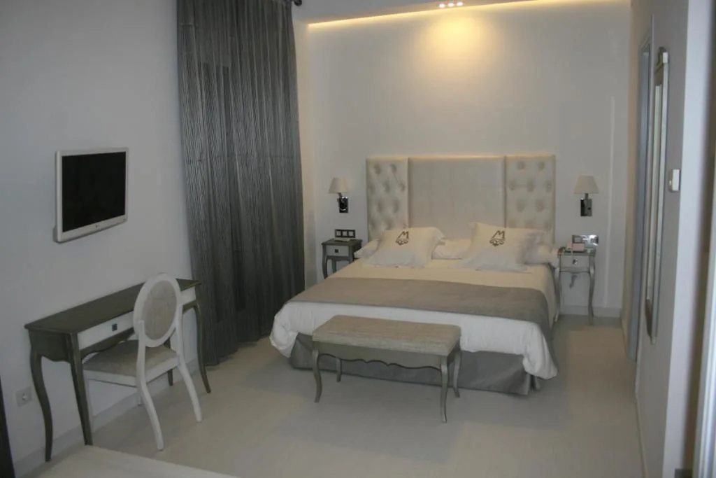 Junior Suite — La Casa del Médico Hotel Boutique