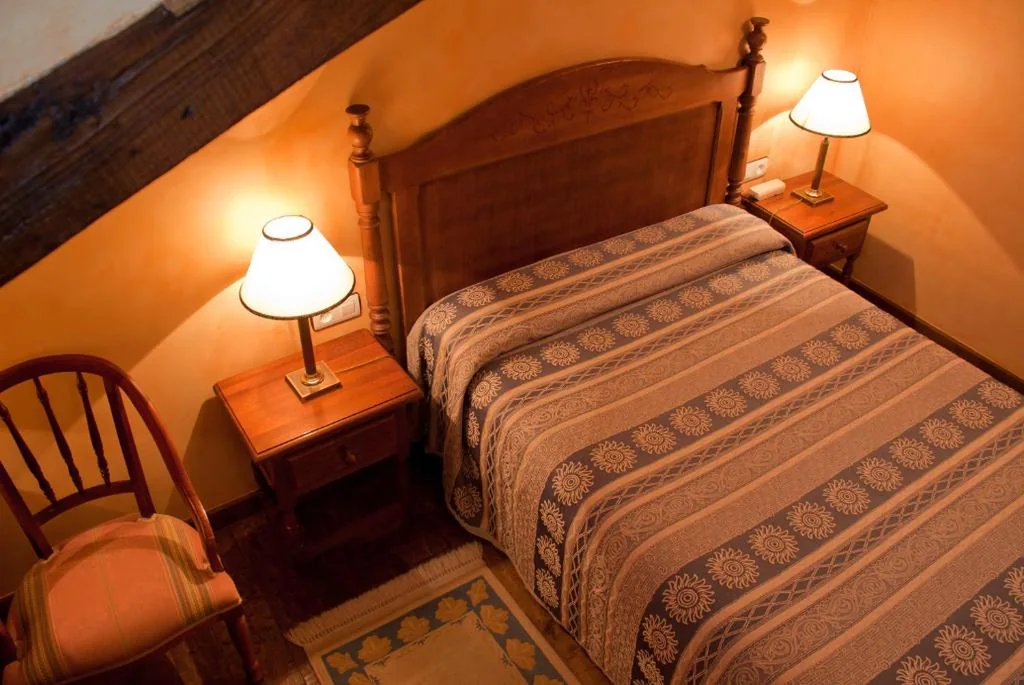 Chambre simple — La Casa del Organista