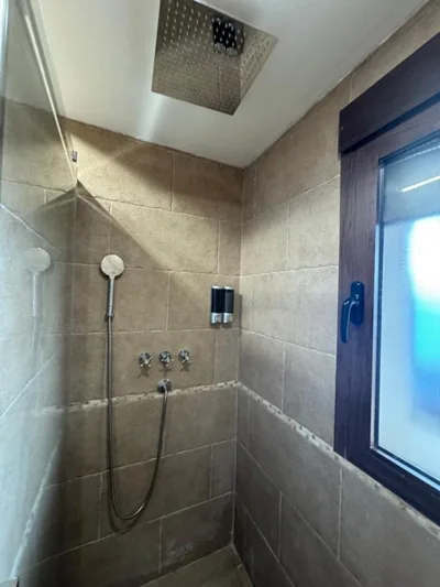 La Casa del Pueblo con piscina y barbacoa — foto 3