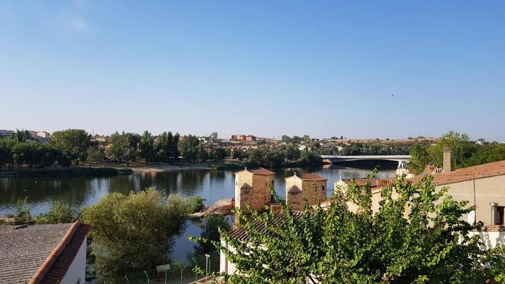 Casa de 3 dormitorios — La Casa del Río
