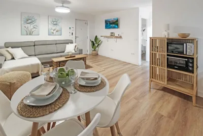 La Casita de Emily - Reformada, bien situada y con piscina amplia — foto 12