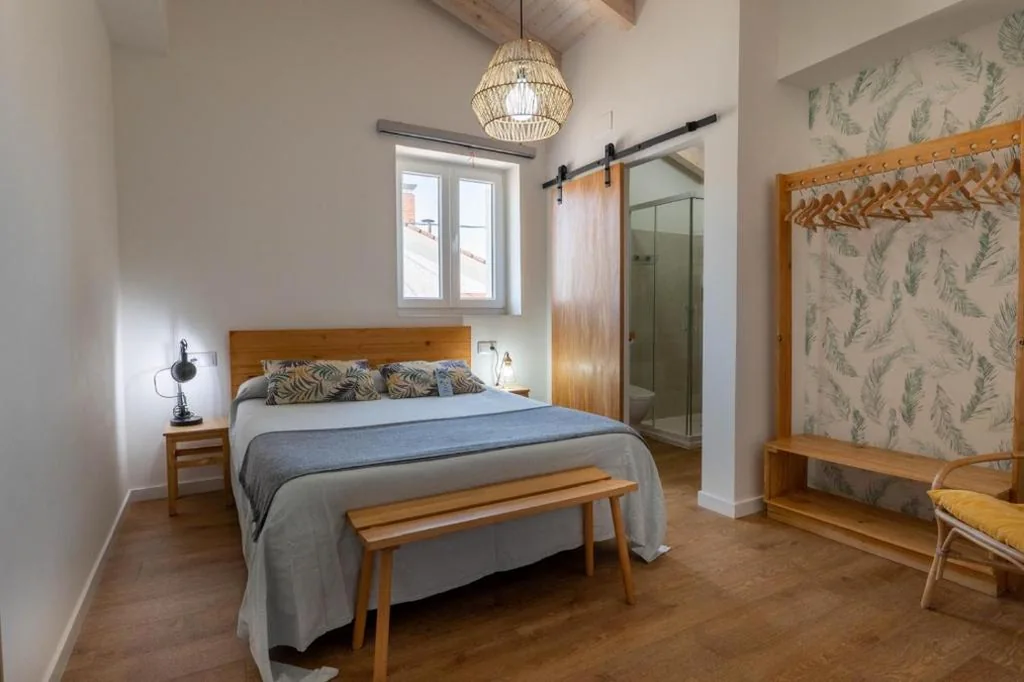 Tweepersoonskamer met eigen badkamer — La Casita de Melón