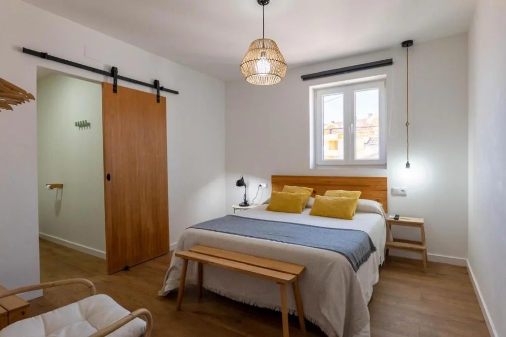 Tweepersoonskamer met eigen badkamer — La Casita de Melón