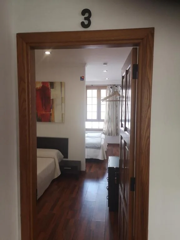 Habitación Deluxe (2 adultos + 1 niño) — La Casona Canaria Boutique Home B & B
