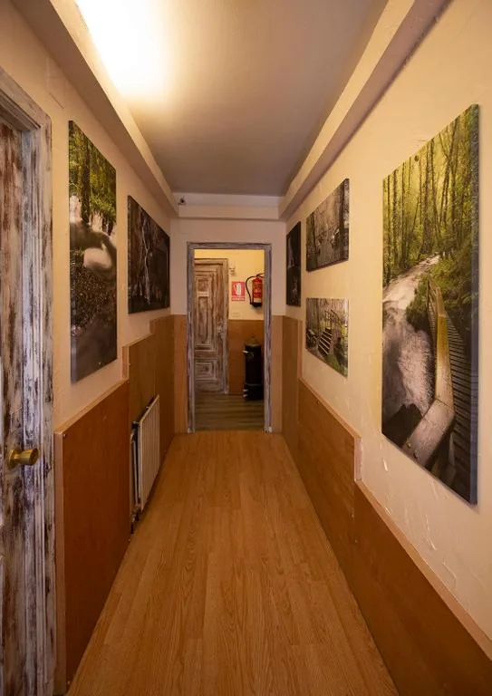 Tweepersoonskamer met Eigen Badkamer - 2 Bedden — La Casona de Betanzos