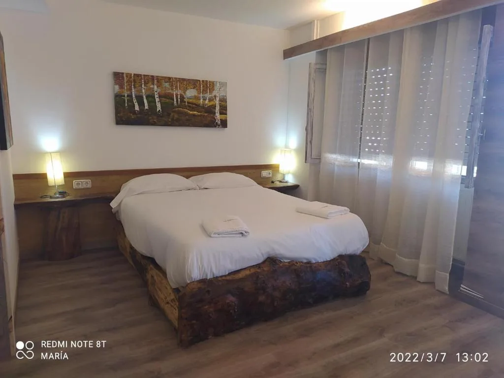 Tweepersoonskamer met Eigen Badkamer — La Casona de Betanzos