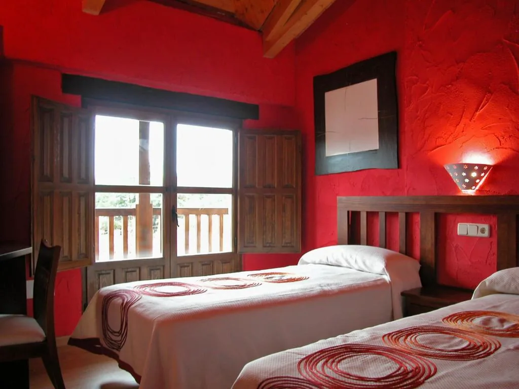 Habitación Doble - 2 camas — La Casona de Navaleno