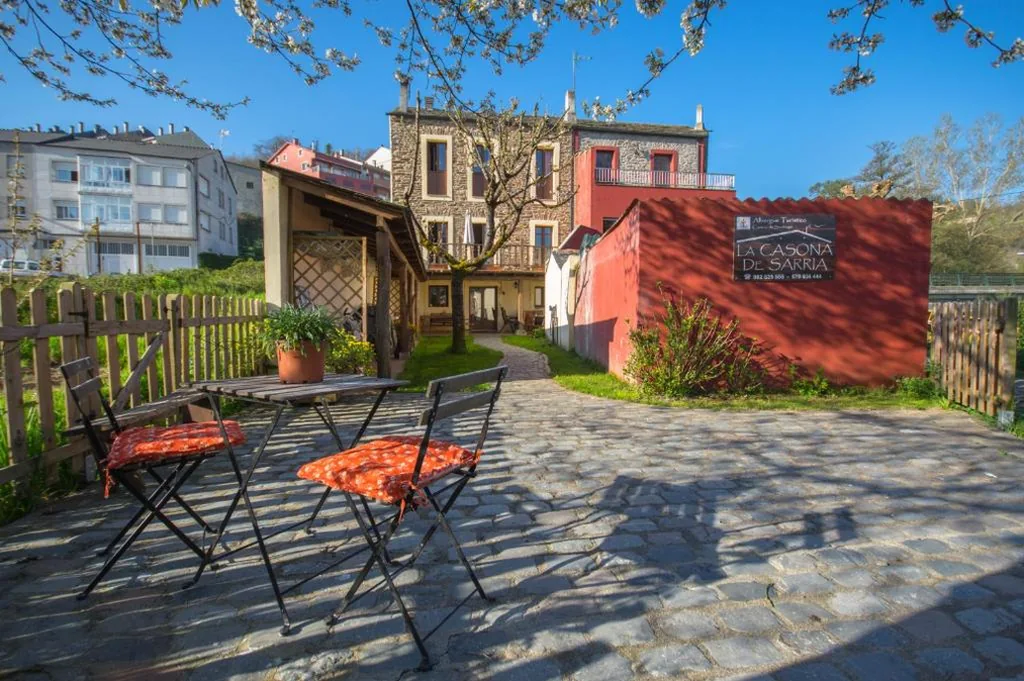 Habitación Doble con vistas al jardín — La Casona de Sarria