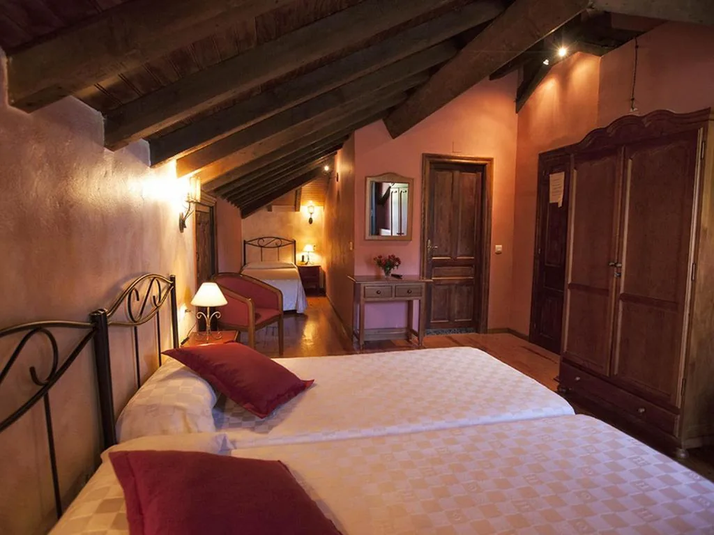 La Casona de Sobrepiedra