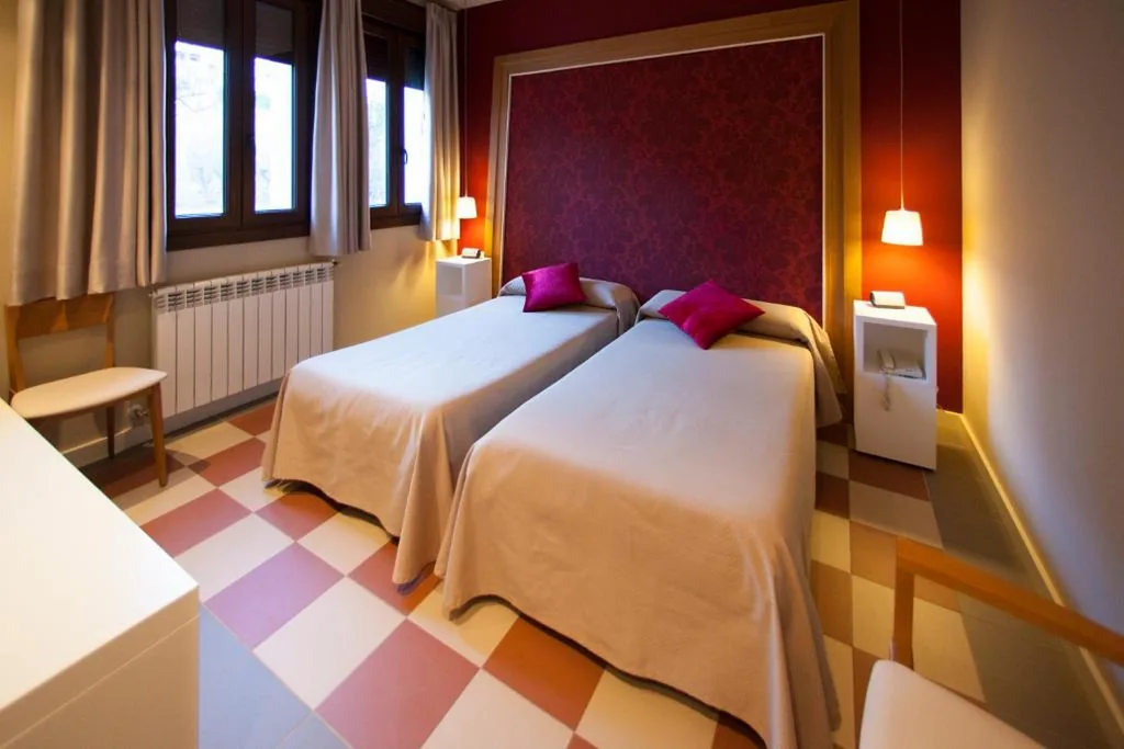 Doppelzimmer mit 2 Einzelbetten — La Castellana - Habitaciones y desayuno