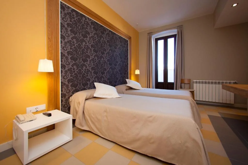 Doppelzimmer mit Terrasse und 2 Einzelbetten — La Castellana - Habitaciones y desayuno