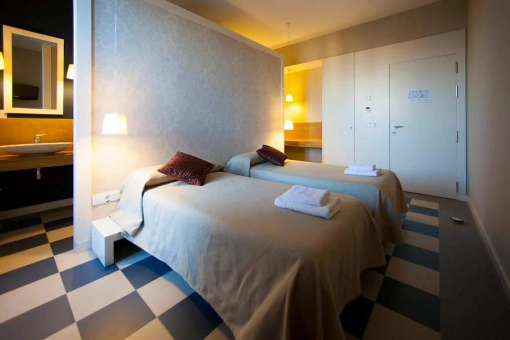 Doppelzimmer mit Bergblick und 2 Einzelbetten — La Castellana - Habitaciones y desayuno