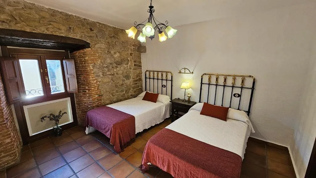 Doppelzimmer mit 2 Betten — La Clerecia de Ledesma