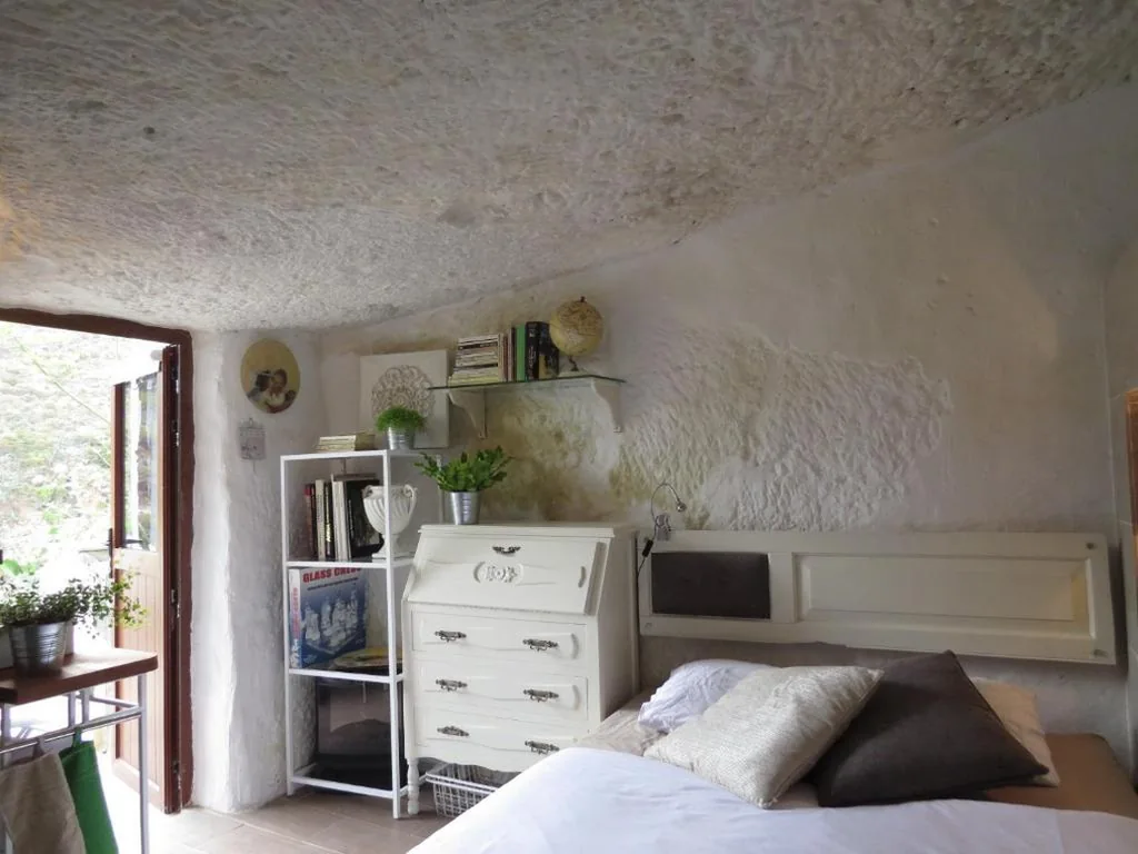 La cueva de Ángel B&B