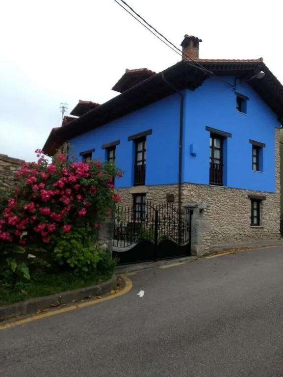 Casa de 2 dormitorios — La Ería de Colombres