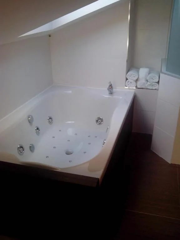 Suite Deluxe con vasca idromassaggio — La Ermita