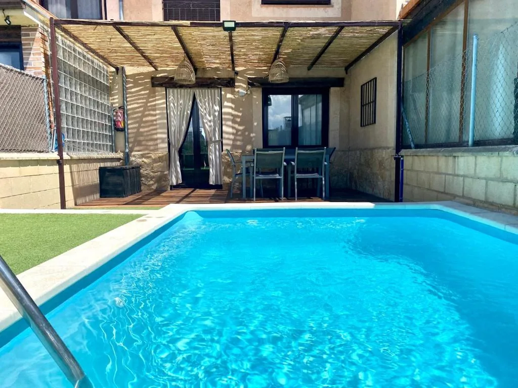 Casa de 3 dormitorios — La espiga de la Mata