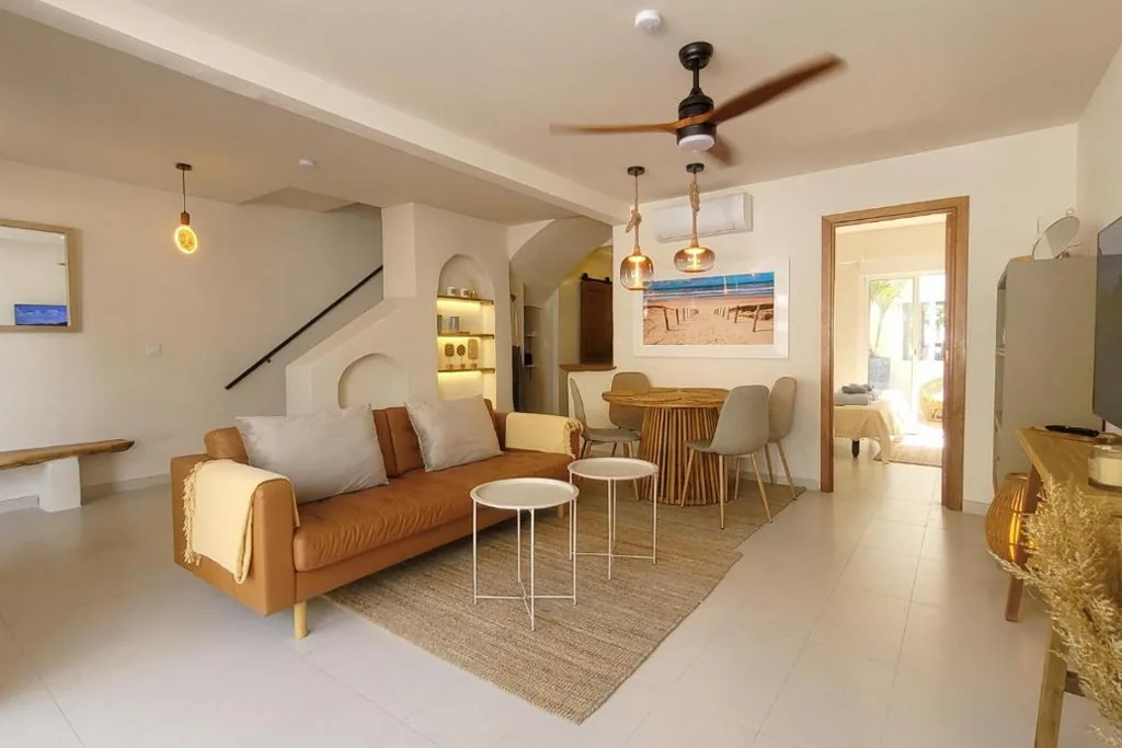 Casa de 4 dormitorios — La Familia Beach Houses La Cala