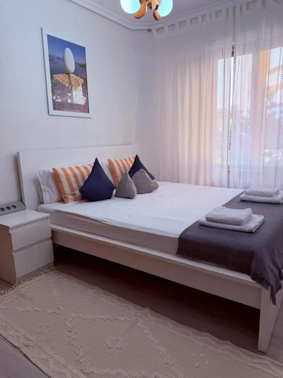 Familieappartement met 1 slaapkamer — La Familia con parking gratuito