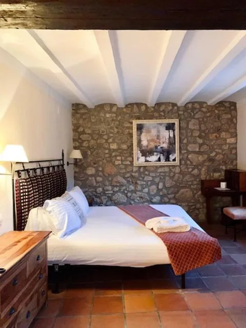 La Figuerola Hotel & Restaurant