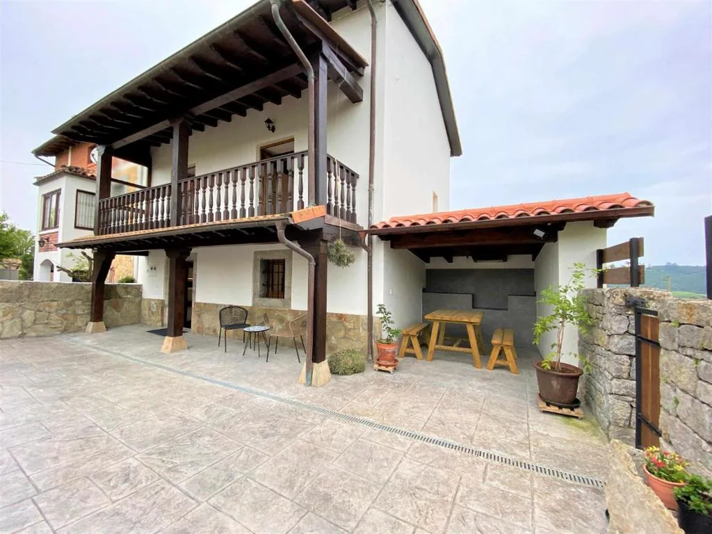 Villa de 3 dormitorios — La Finca de Ribadedeva