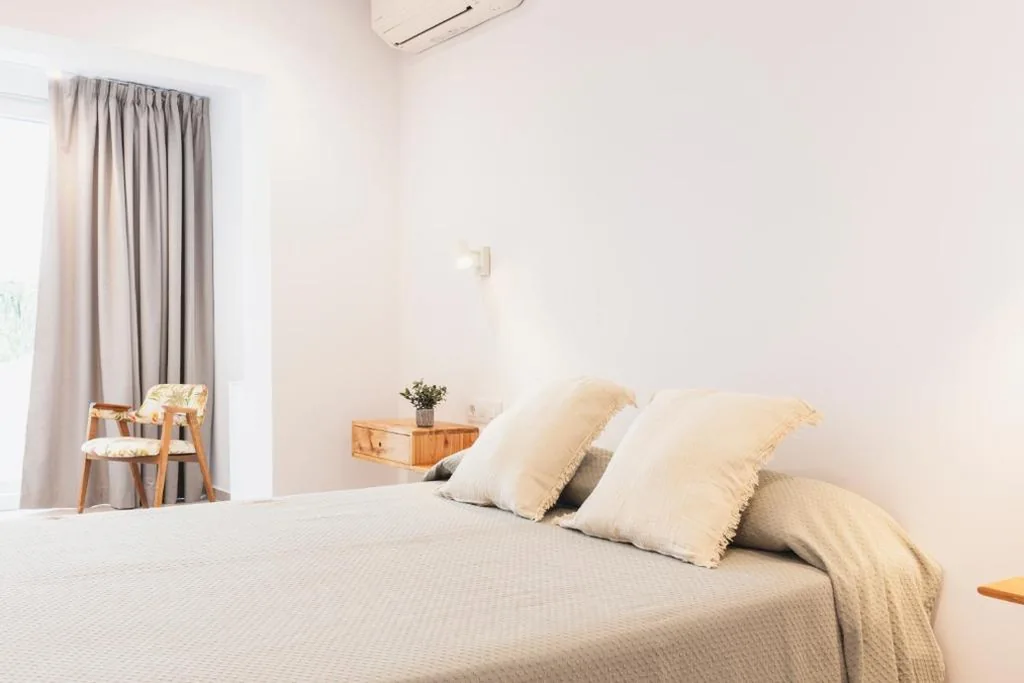 Quarto Duplo com Varanda — La Floristería Zahora
