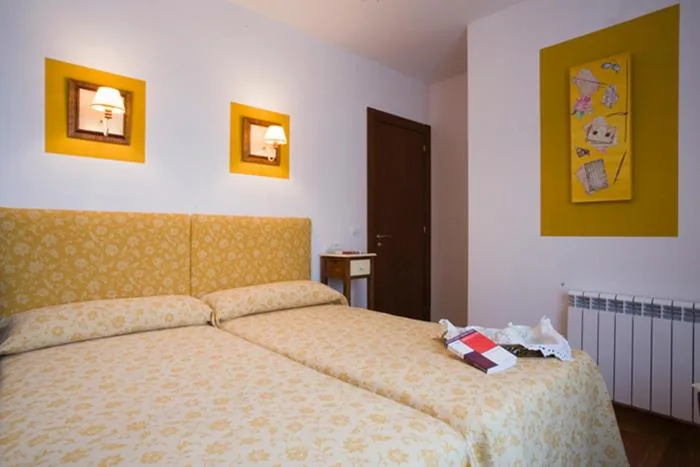 Apartamento de 2 dormitorios — La Fonda de Bustio