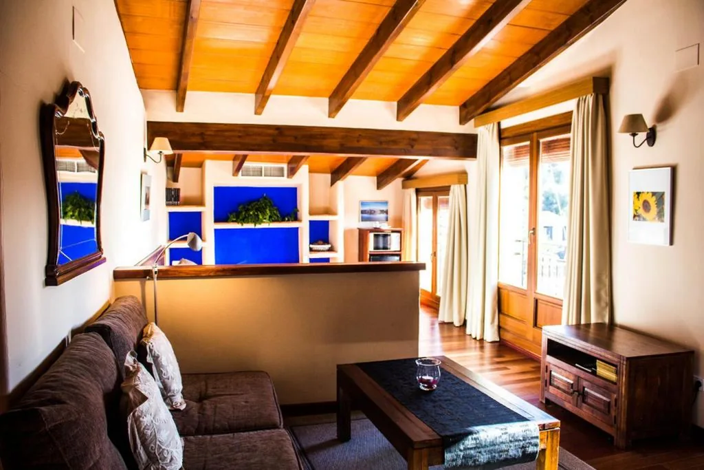Double Room with Terrace - 2 Beds — La Font D'Alcala