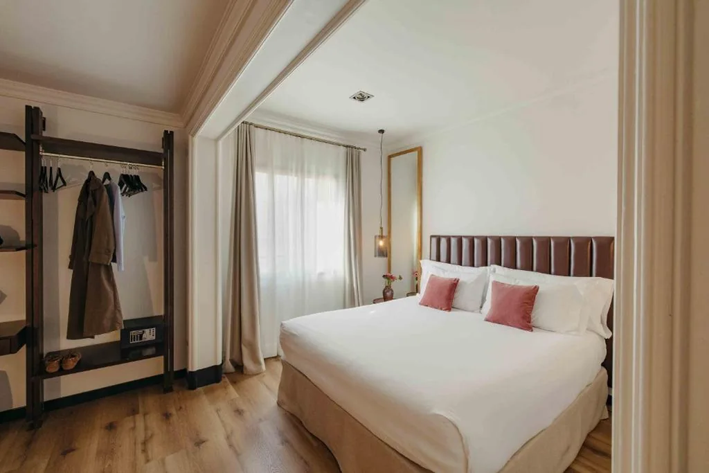 Suite Premium mit Whirlpool-Badewanne — La França Hotel Boutique