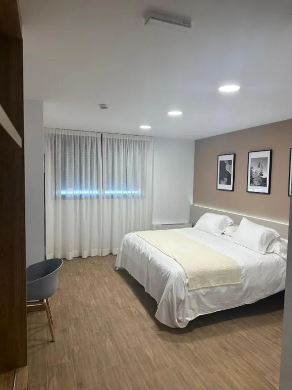 Habitación Doble Deluxe - 1 o 2 camas — La Hospedería - El Provencio