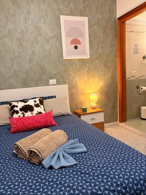 Quarto Duplo com casa de banho privativa — La Isleta Coliving