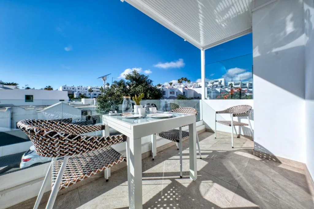 Haus mit 2 Schlafzimmern — La Joya Suite - Near to the Beach By Lanzarote Vacation Homes