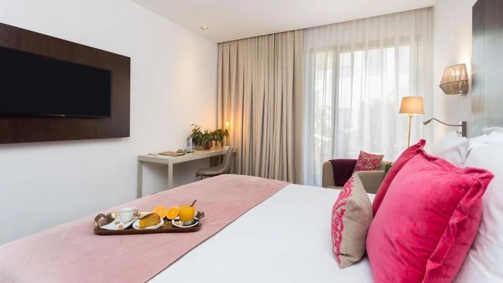 Habitación Doble Deluxe con terraza — La Laguna Gran Hotel