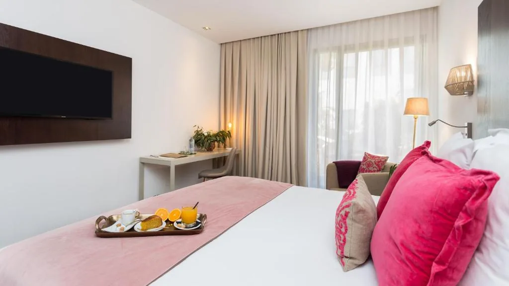 Habitación Doble Deluxe con terraza — La Laguna Gran Hotel