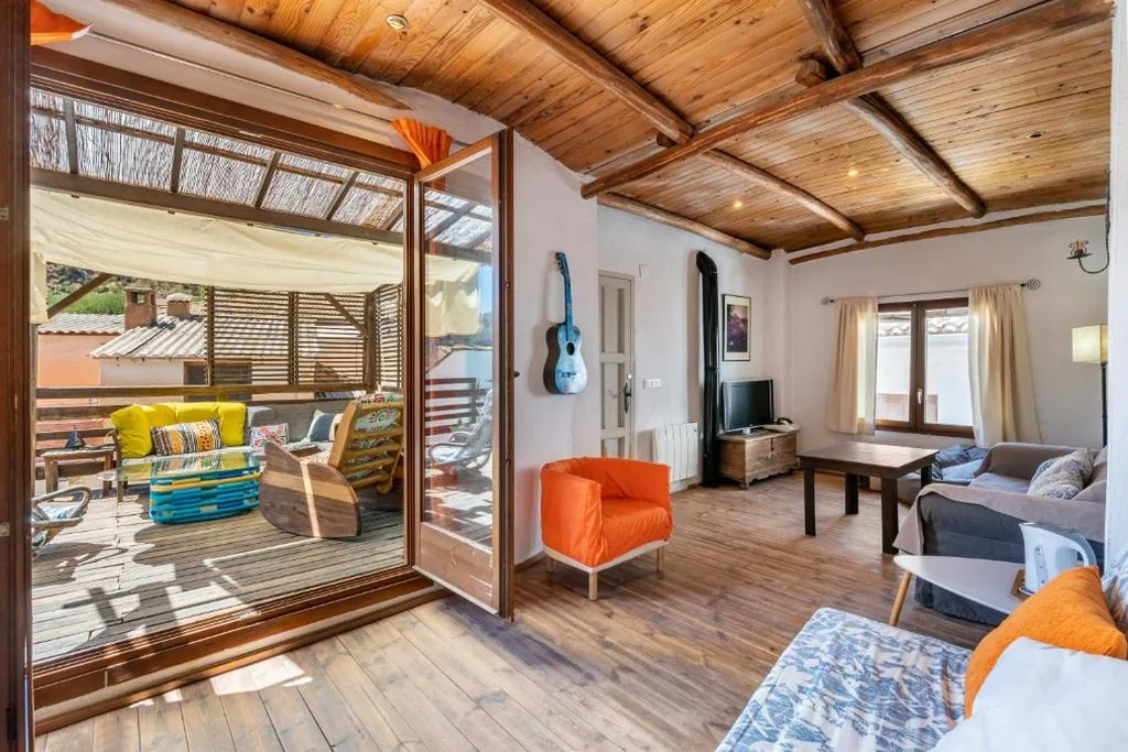 Casa de 4 dormitorios — La lechuga azul