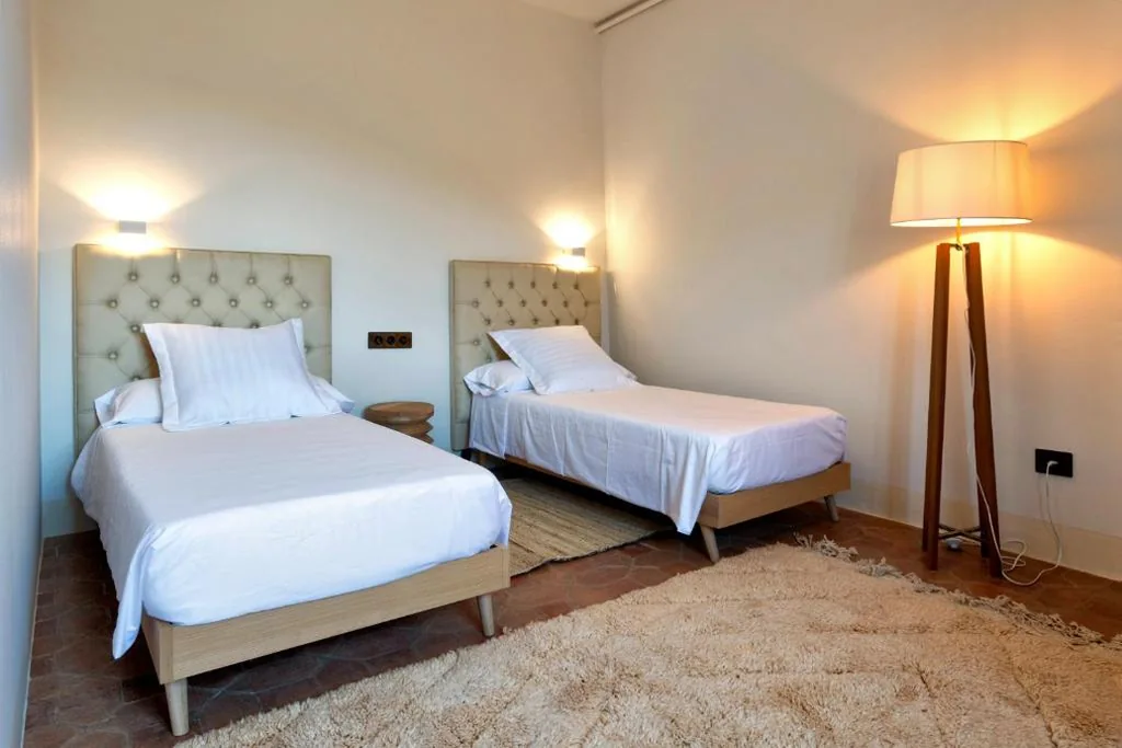 スーペリアツインルーム — La Mer Hotel