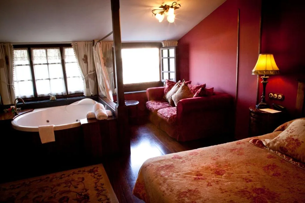 Suite Junior — La Moncloa de San Lazaro
