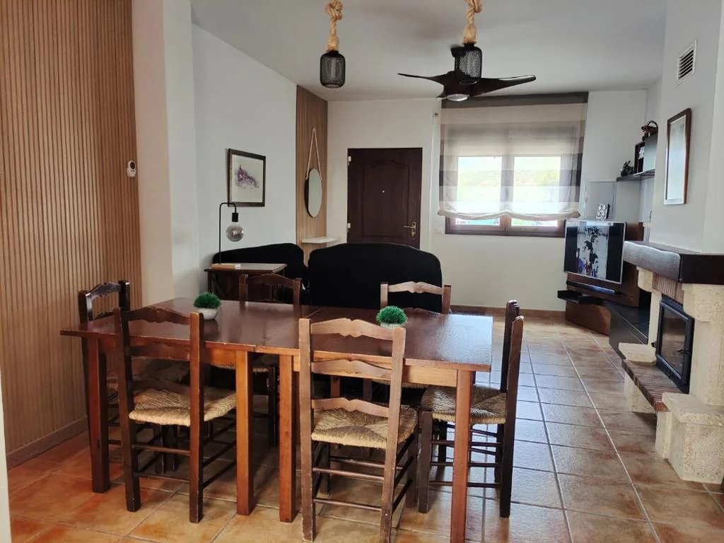 Casa de 3 dormitorios — La Moralea