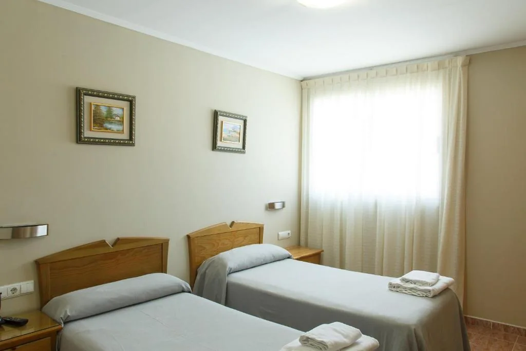 Tweepersoonskamer - 2 bedden — La Orza de Angel