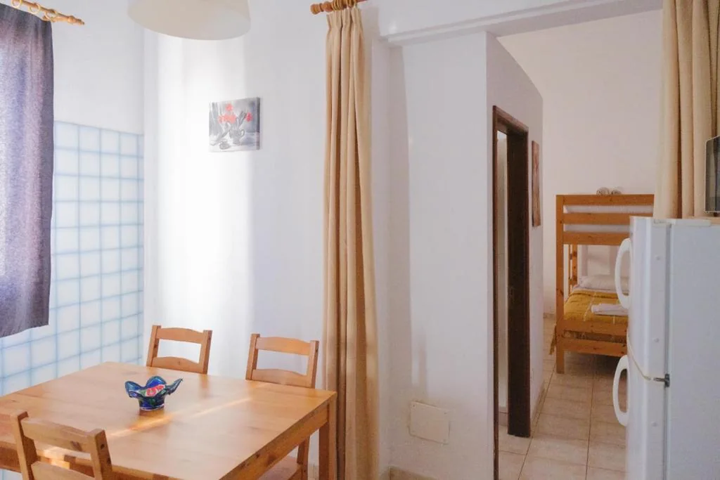 Appartamento con vista sul giardino — La Palma Hostel by Pension Central