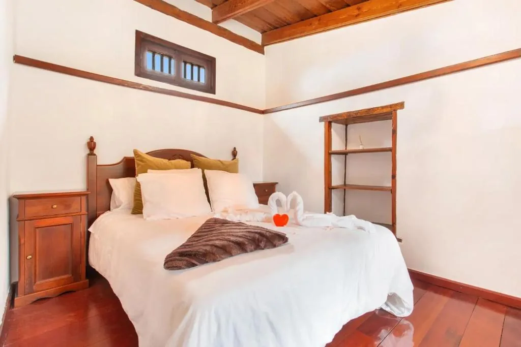 La Paredita Casa Taoro