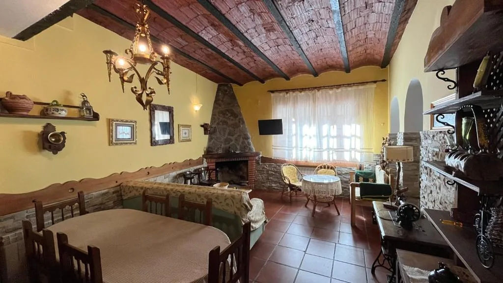 Casa — LA PARRA - Casa Rural en el Valle del Jerte
